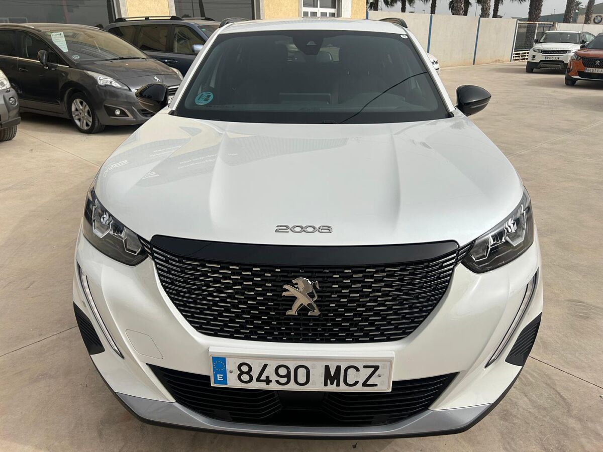 PEUGEOT 2008 ALLURE 1.2 E-THP AUTO SPANISH LHD IN SPAIN 28000 MILES SUPER 2022